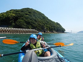 Kayaking to uninhabited islands: Kyo-no-Kojima and Yugeshima
